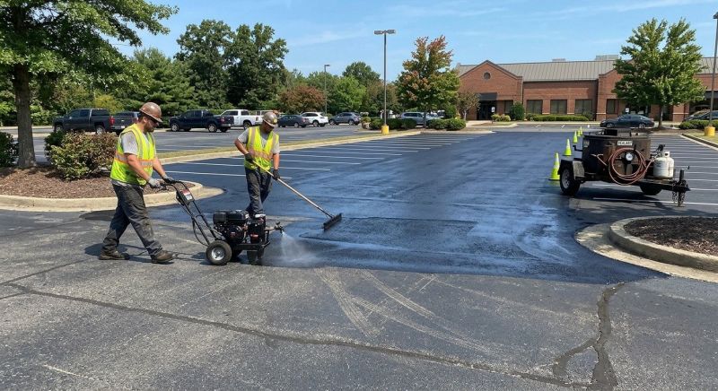 Commercial Parking Lot Sealing in Columbus, OH